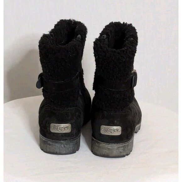 UGG Blayre II Boots Black Sz 8 Shearling Sheepskin Buckle Moto Warm Comfort EUC - Picture 4 of 12